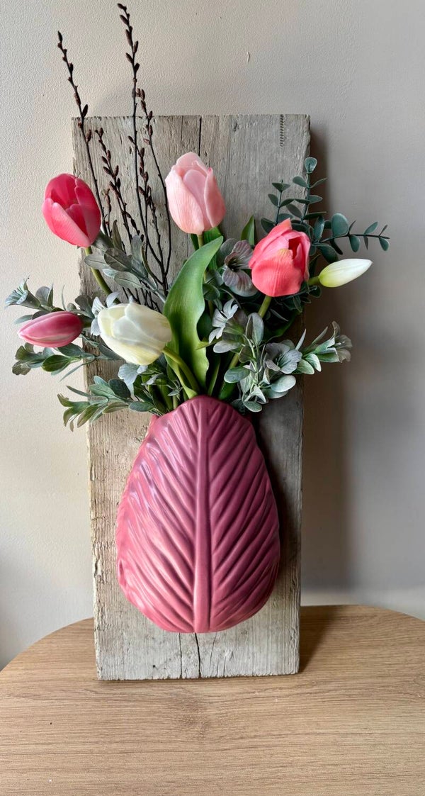 Wandpaneel met pot en Tulpen boeket