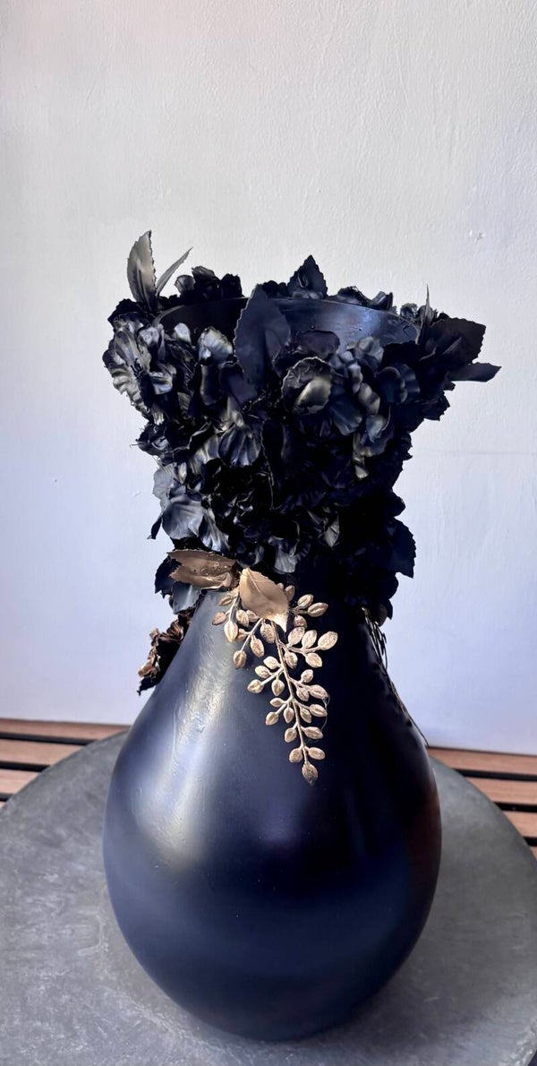 Noir Bloom -- Handgemaakte Designvaas | DFC - Home