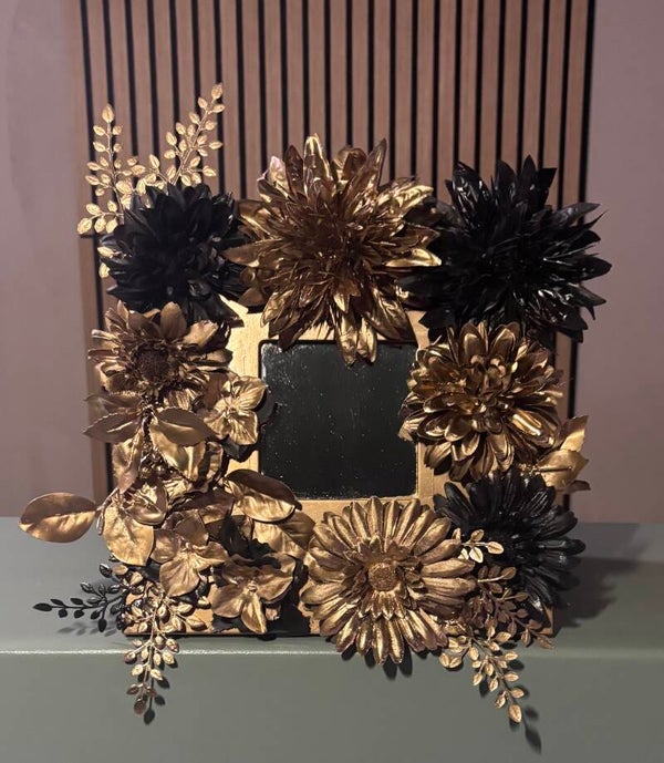 Floral Mirror Noir & Gold – 25 × 25 cm