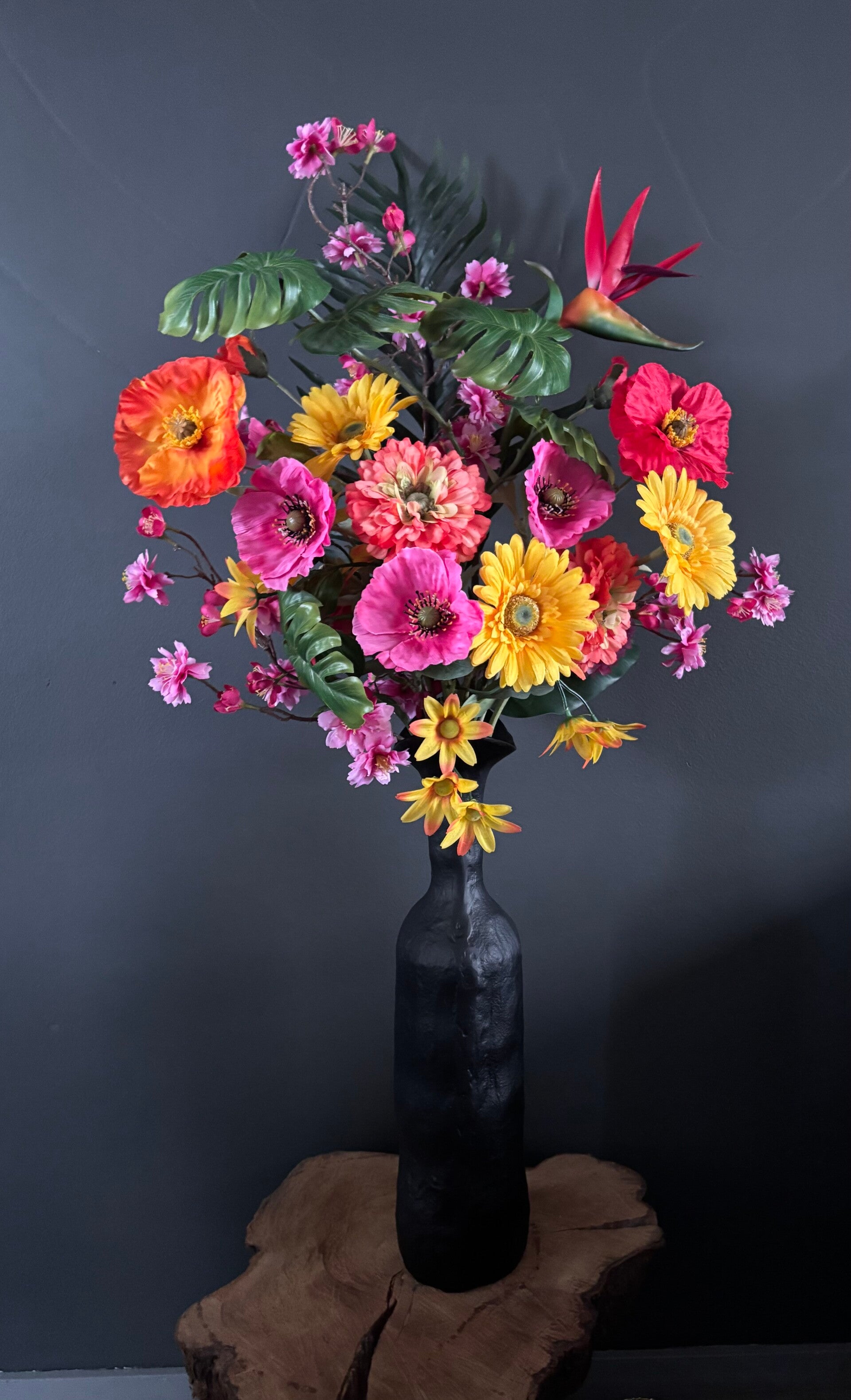 Paradise Bloom | Luxe Zijden boeket met Light & Living Teodora Vaas | 100 cm