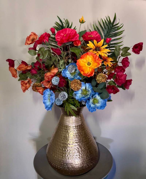 Color Burst | Luxe Zijden Boeket in Goudkleurige Vaas – 80 cm