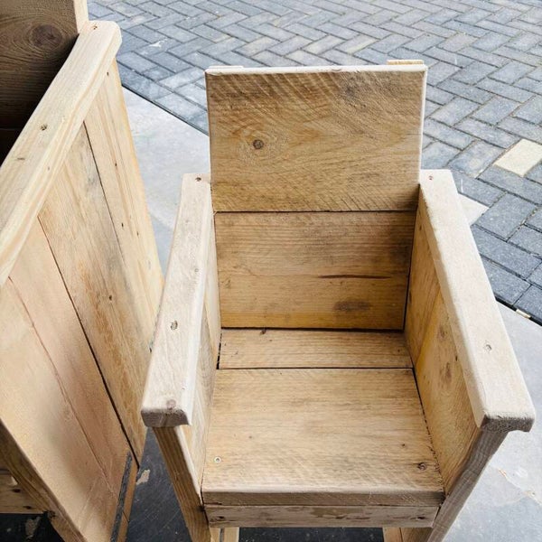 Steigerhouten stoel voor kinderen