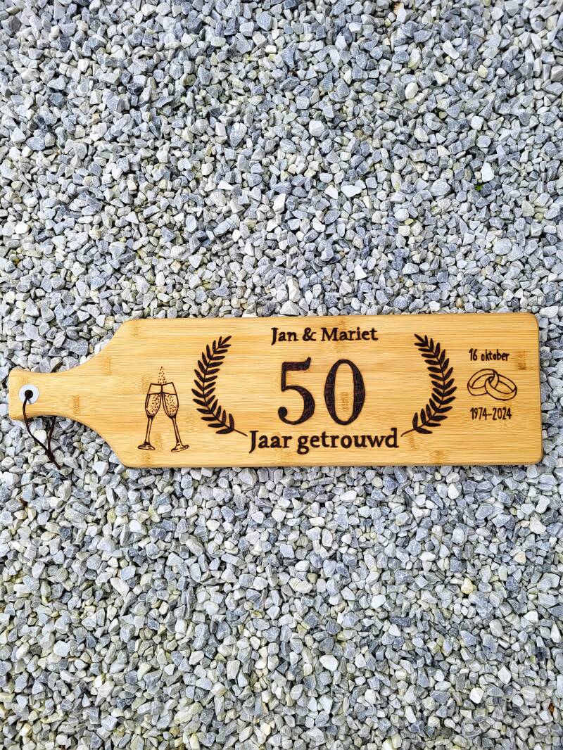 Bamboe borrelplank Jan en Mariet 50 jaar getrouwd