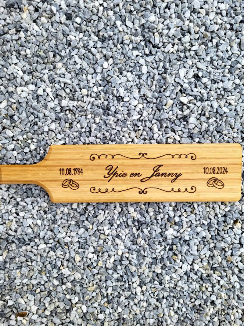 Bamboe borrelplank Ypie en Janny 40 jaar getrouwd