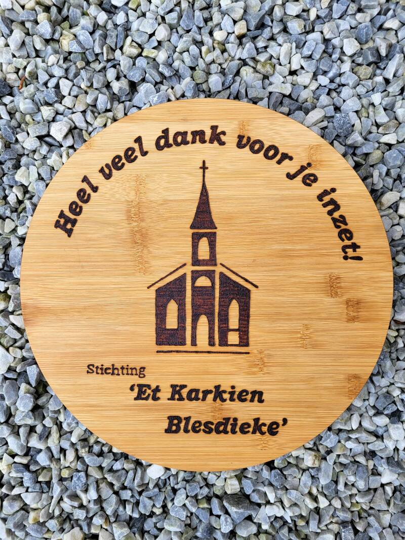 Draaiplateau houtgebrand voor Willy van ET Karkien Blesdieke.