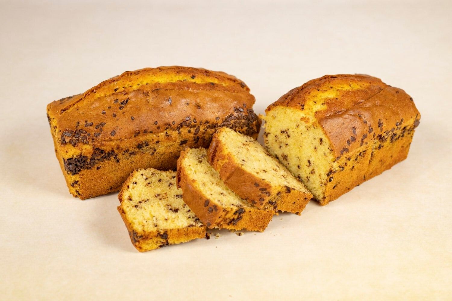 Babka z kawałkami czekolady