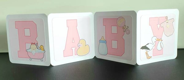 8. 4-delig babykaart (meisje)