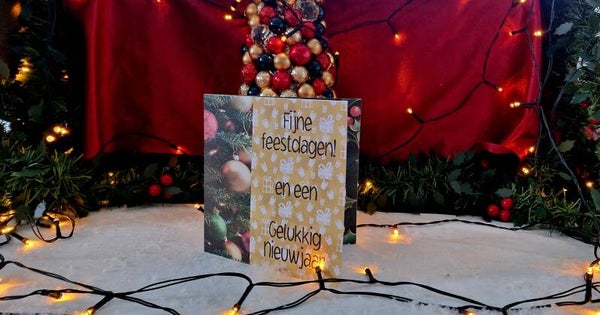 19. Kerstkaart, met uitschuifbaar, Kerstballen en Kerstman