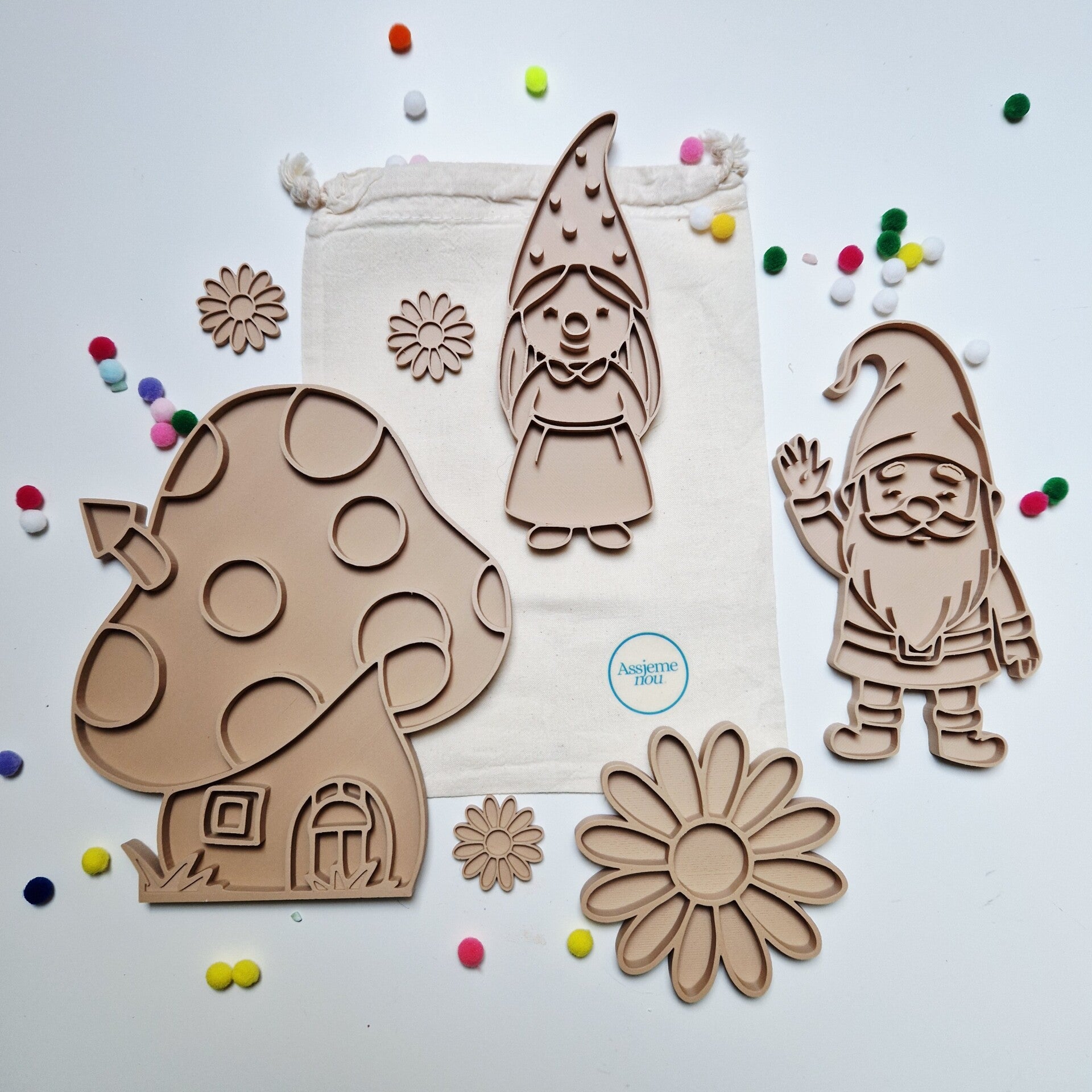 Kabouter vormen voor in de sensorische speelbak