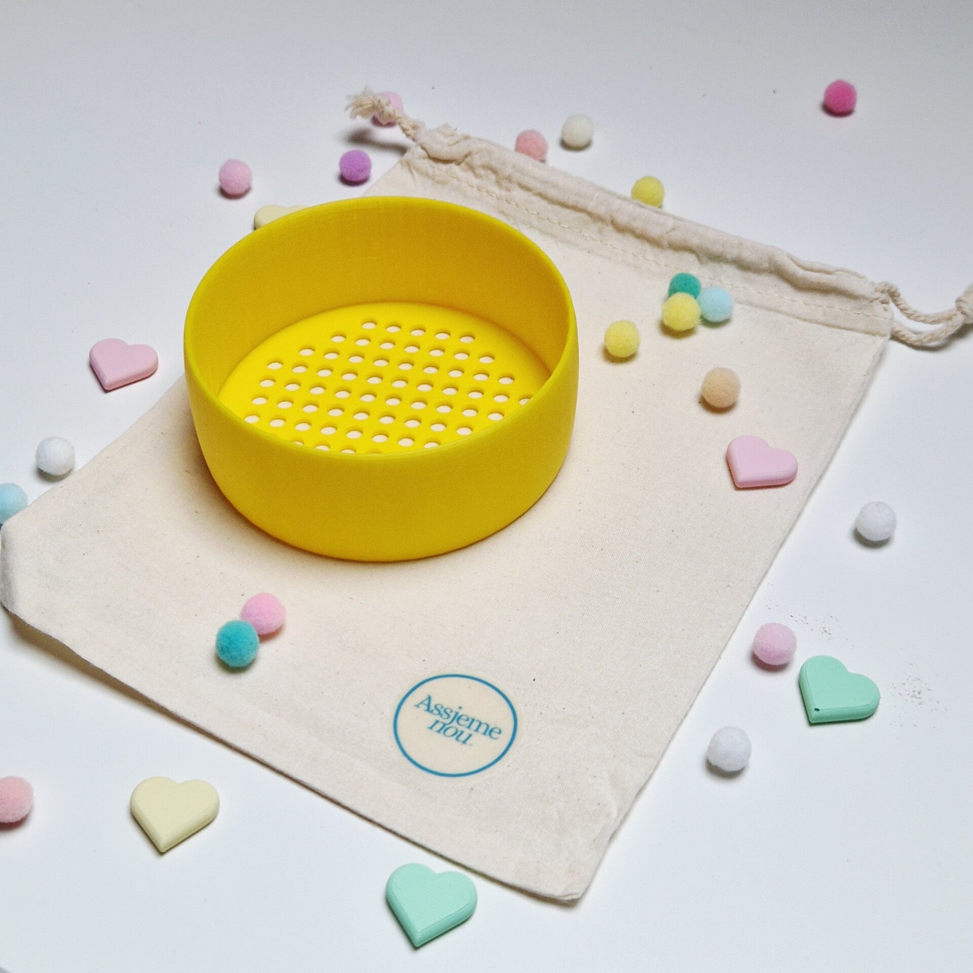 Zeefje voor in de sensorische speelbak fel Geel