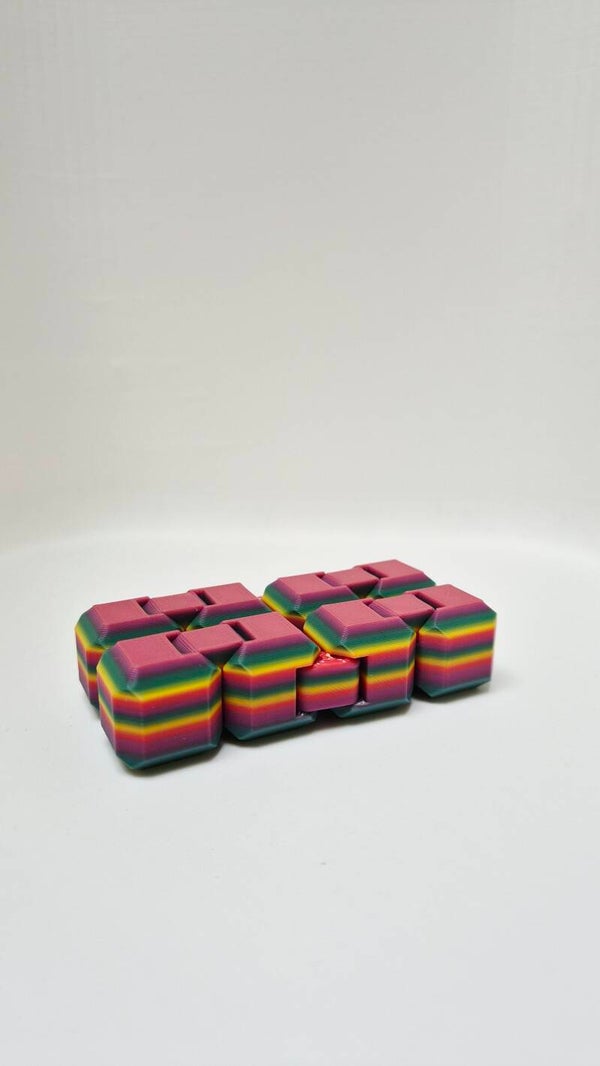 Infinity cube