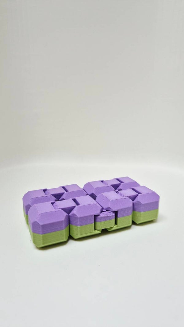 Infinity cube