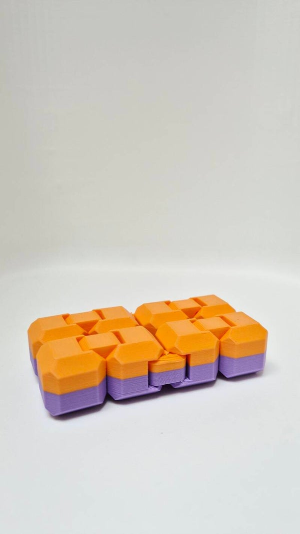 Infinity cube