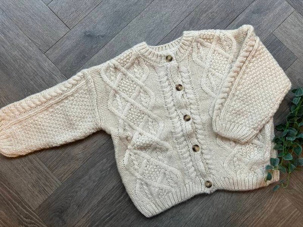 5-6 years cardigan over sized