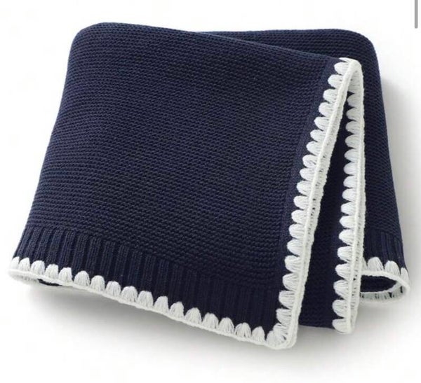 Blanket stitched edge