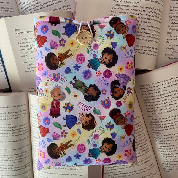 Funda literaria Encanto