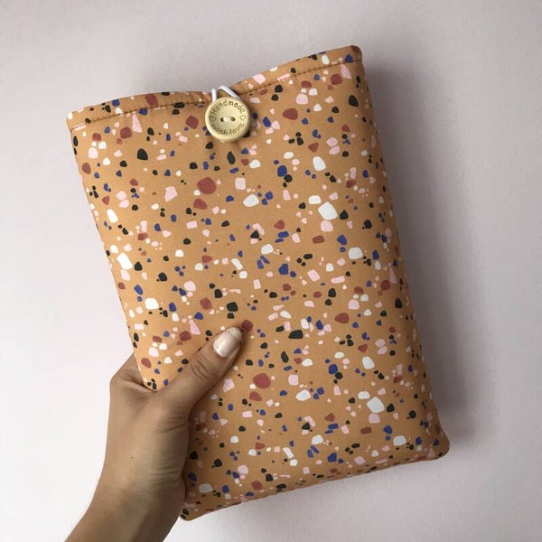 Funda literaria arena