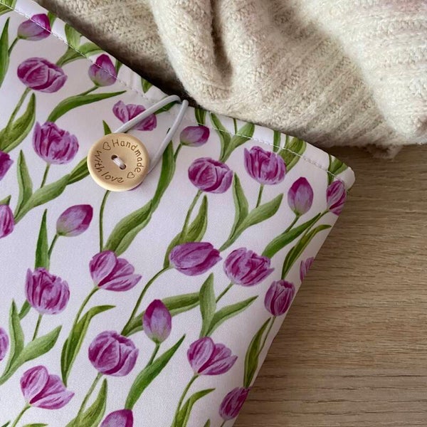 Funda literaria los tulipanes