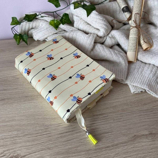 Funda ajustable abejitas