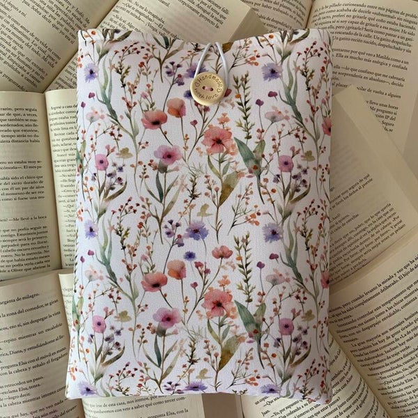 Funda literaria Aria