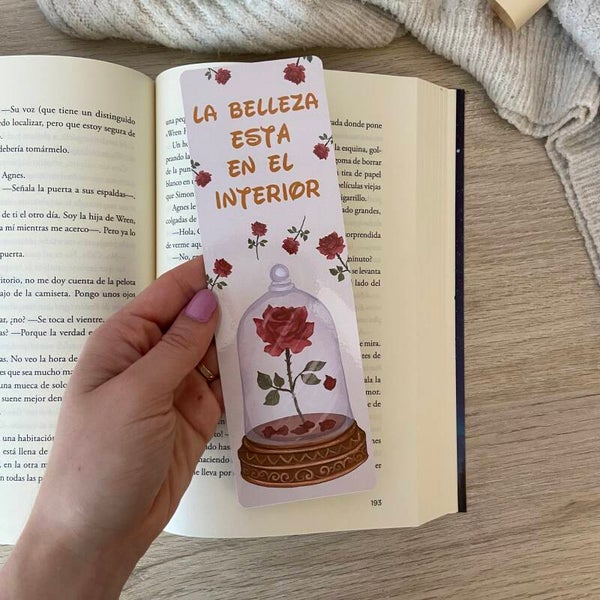 Marcapáginas la belleza está en el interior