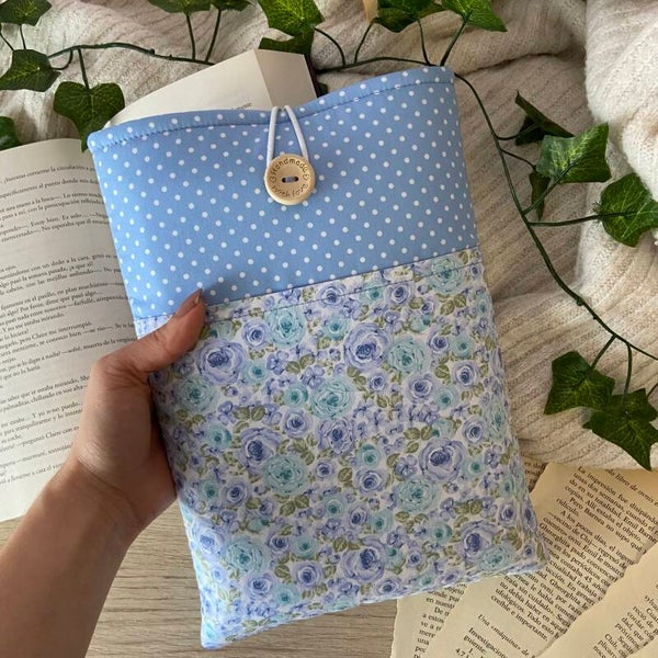 Funda blue rose con bolsillo