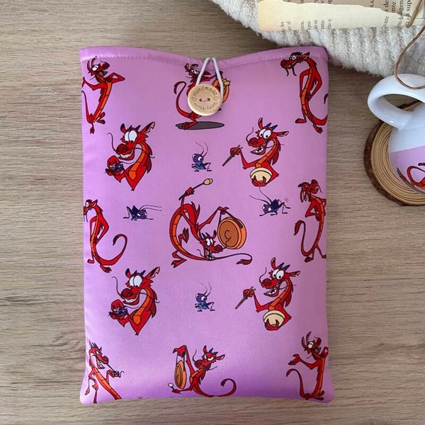 Funda literaria Mushu