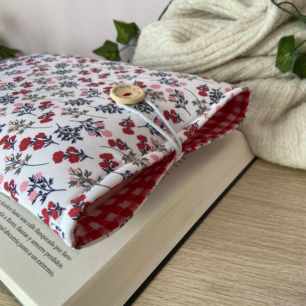 Funda literaria Mona