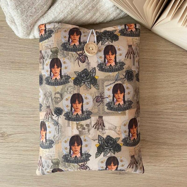 Funda literaria Miércoles