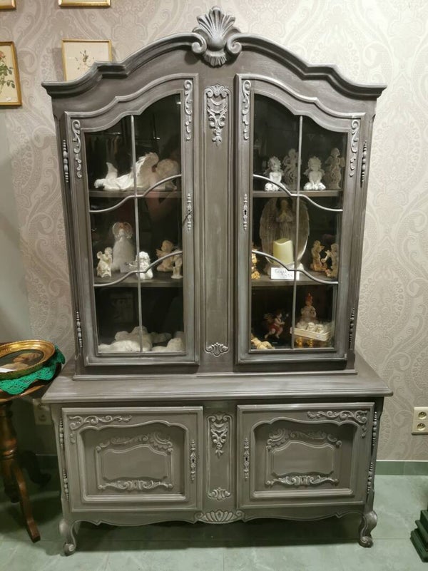 Louis quinze vitrine (zonder inhoud)