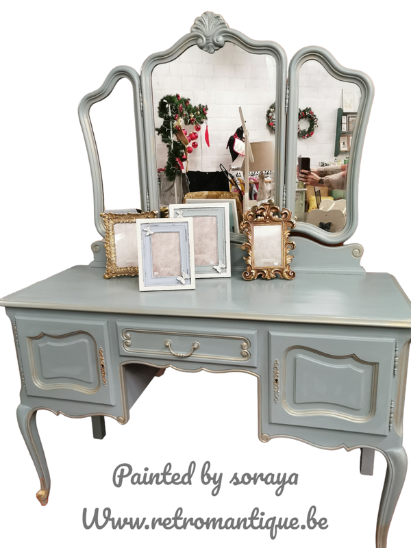 Kaptafel in vintage blue and gold