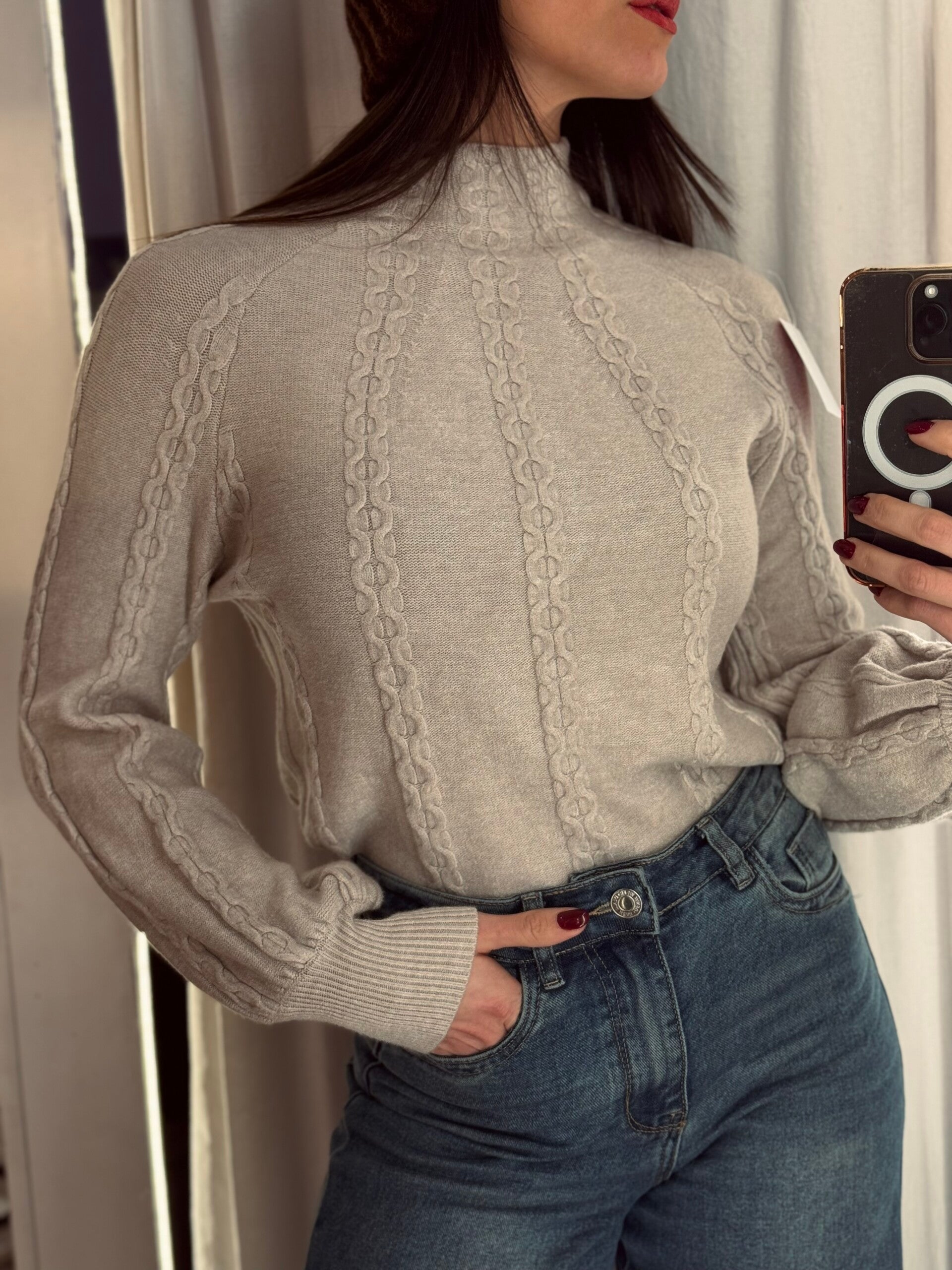 Dolcevita con trecce beige -20%