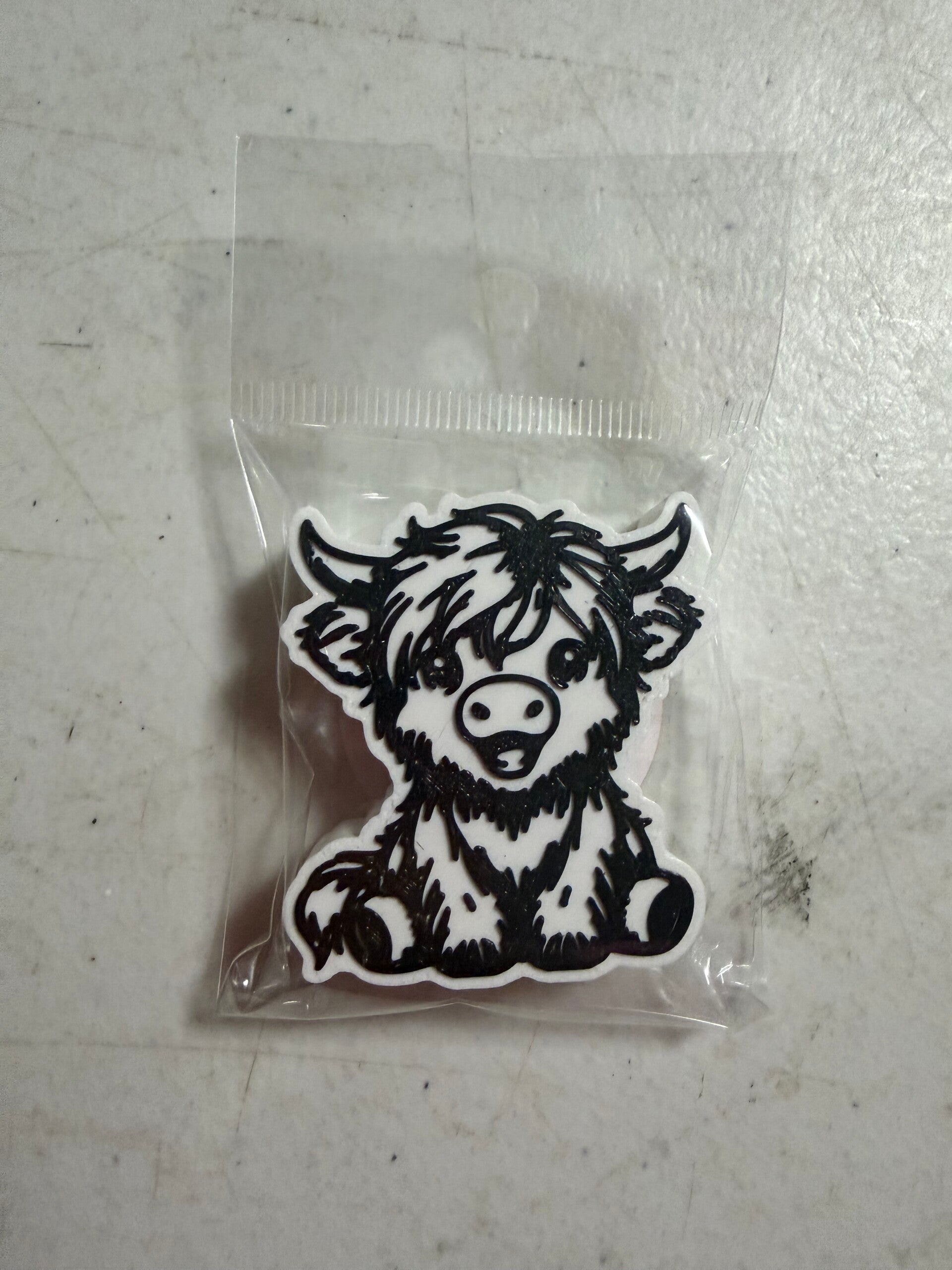 Cow straw topper
