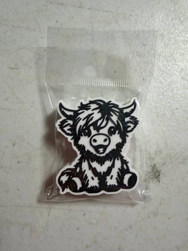 Cow straw topper