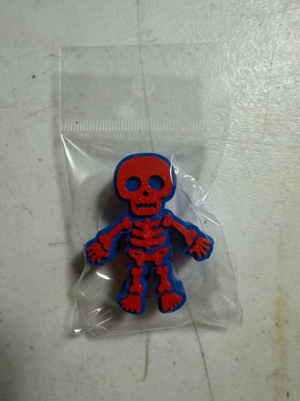 Skeleton straw topper