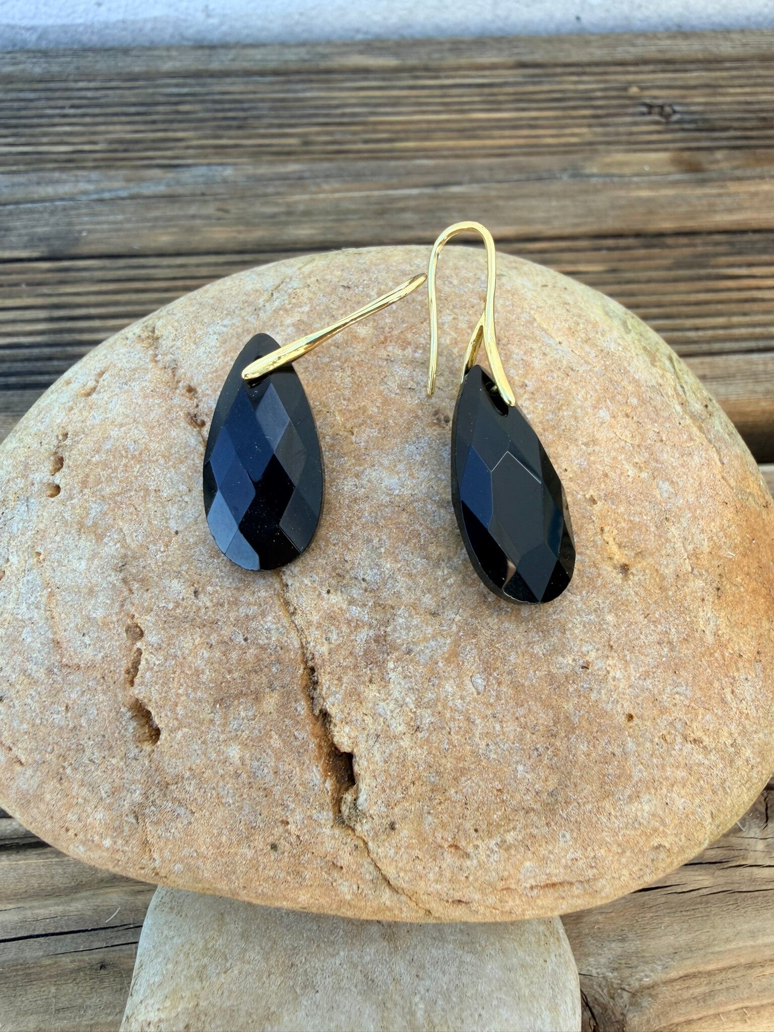 Boucles d’oreilles pendantes en obsidienne noire