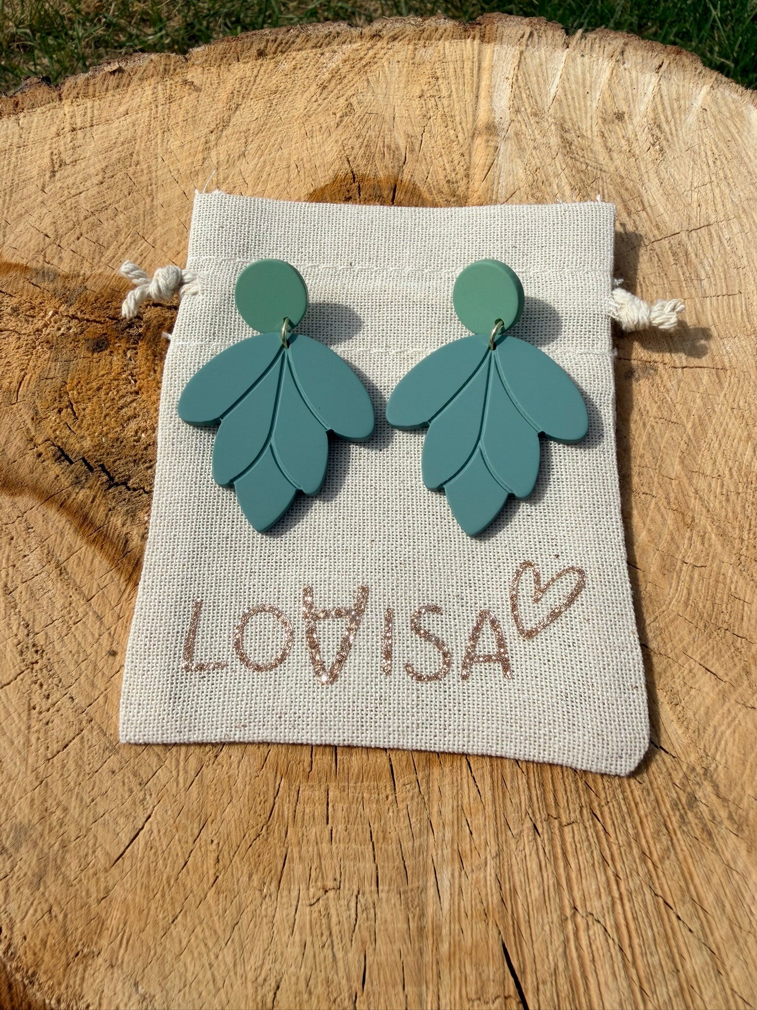 Boucles d’oreilles en forme de feuille
