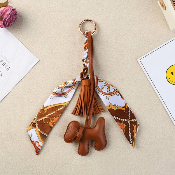 Bijou de sac - Petit chien & foulard