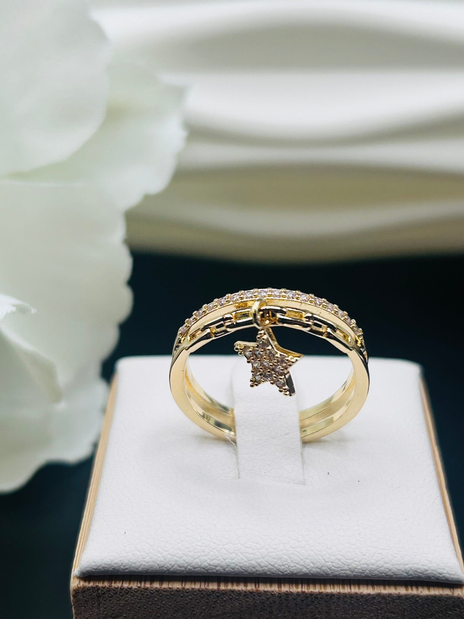 Nuit d'étoile dorée