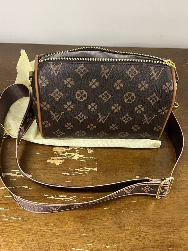 Designer-Inspired Italian Design Handbag – Brown