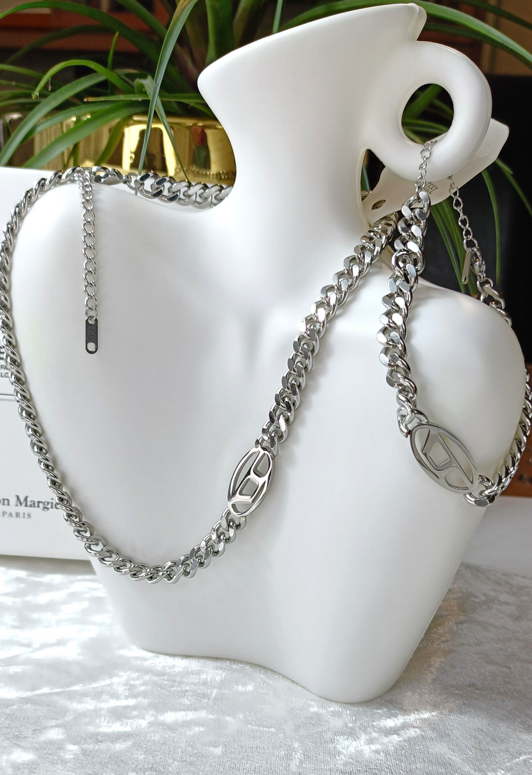 Prachtige set van een ketting en armband