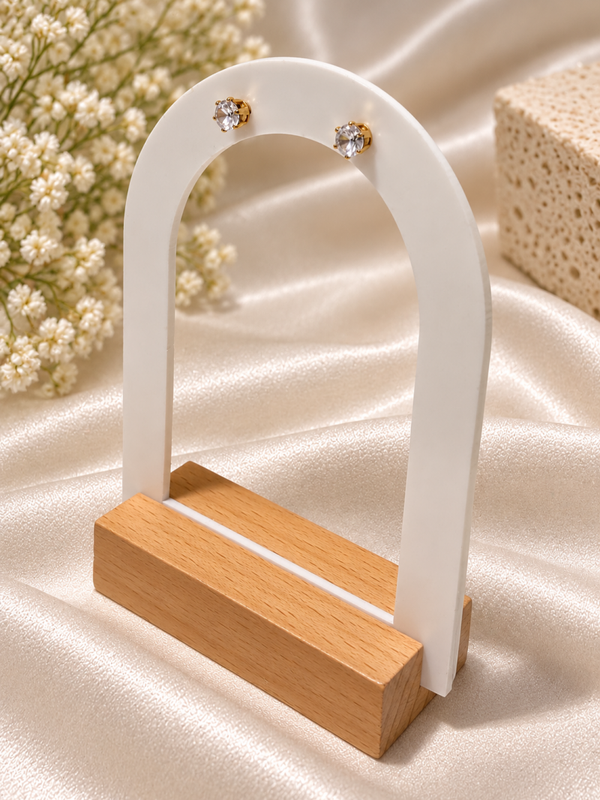 Oorknopjes – Zirkonia in Kroonzetting