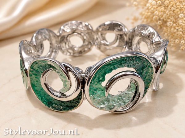 ✨ Artistieke armband in groen