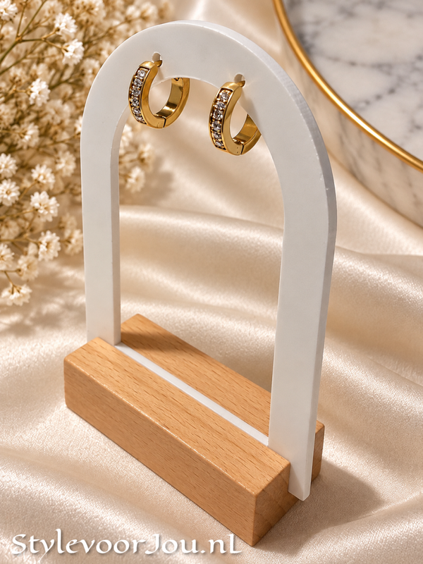 Gouden Huggie-oorbellen met kubische zirkonia