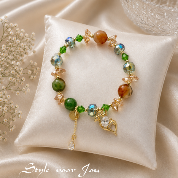 de LOVELY STONES-collectie, vervaardigd van messing, malachiet en bergkristal van de hoogste kwaliteit