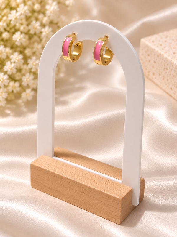 Gouden Ooringen met Roze Emaille