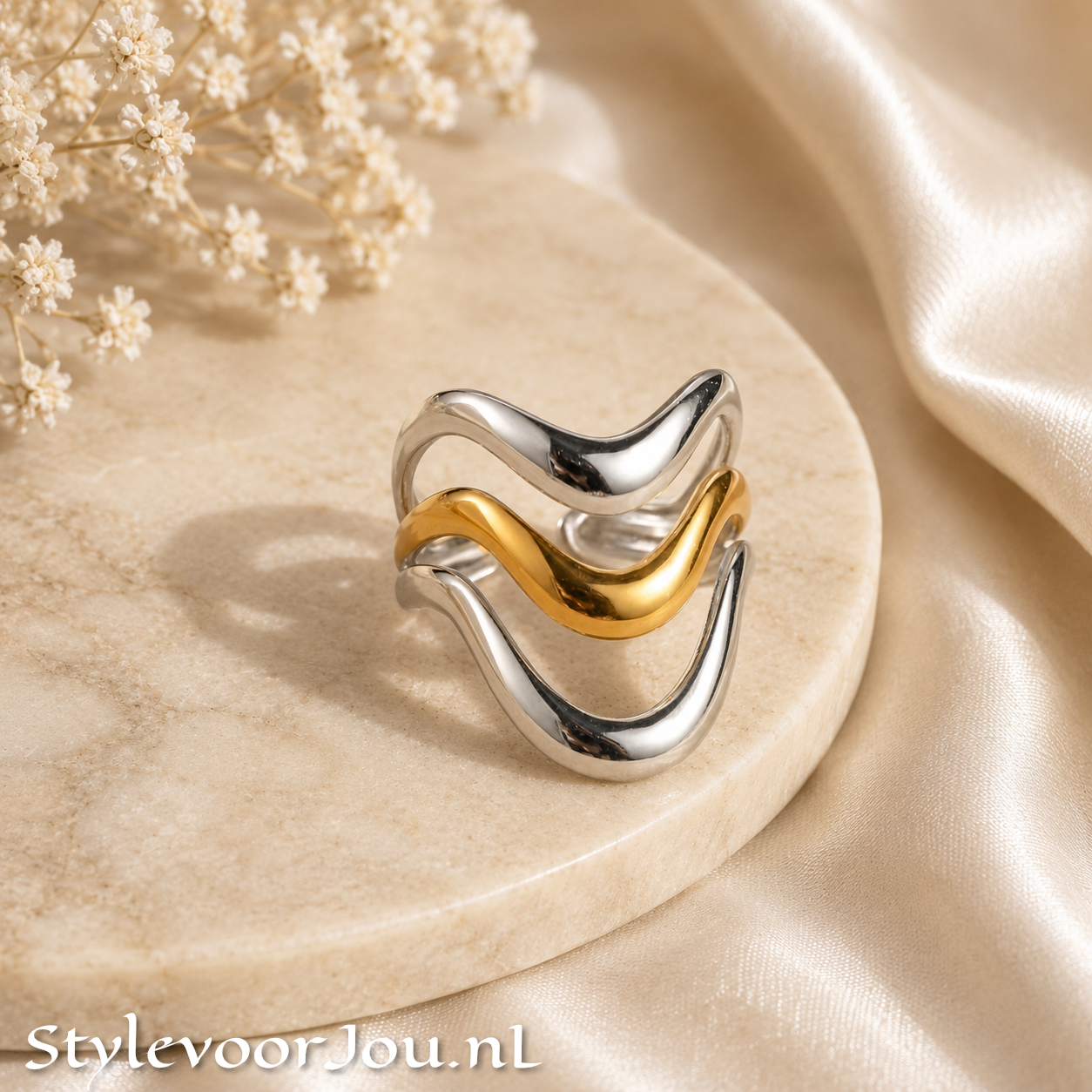 ✨ Moderne ringen met een vleugje glamour!