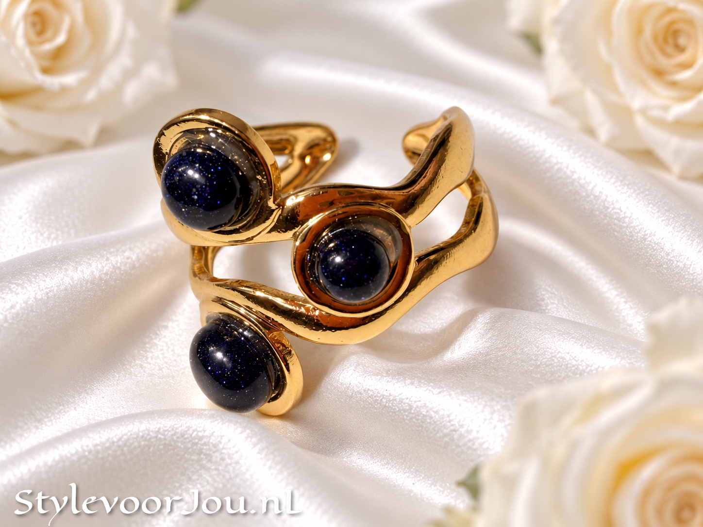 Verstelbare Ring met Drie Stenen – Goud