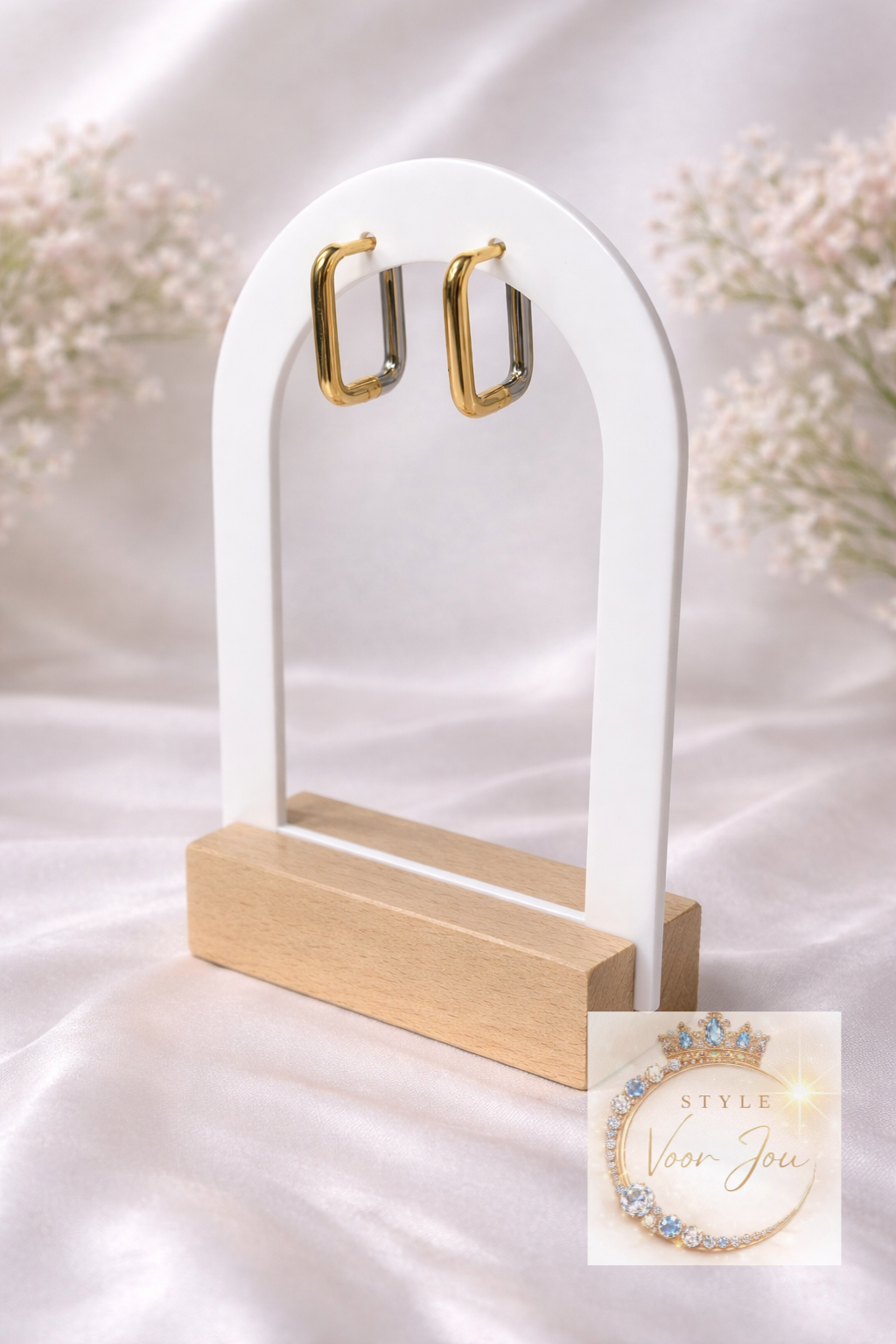 Stijlvolle oorbellen van chirurgisch staal in een modern, geometrisch design