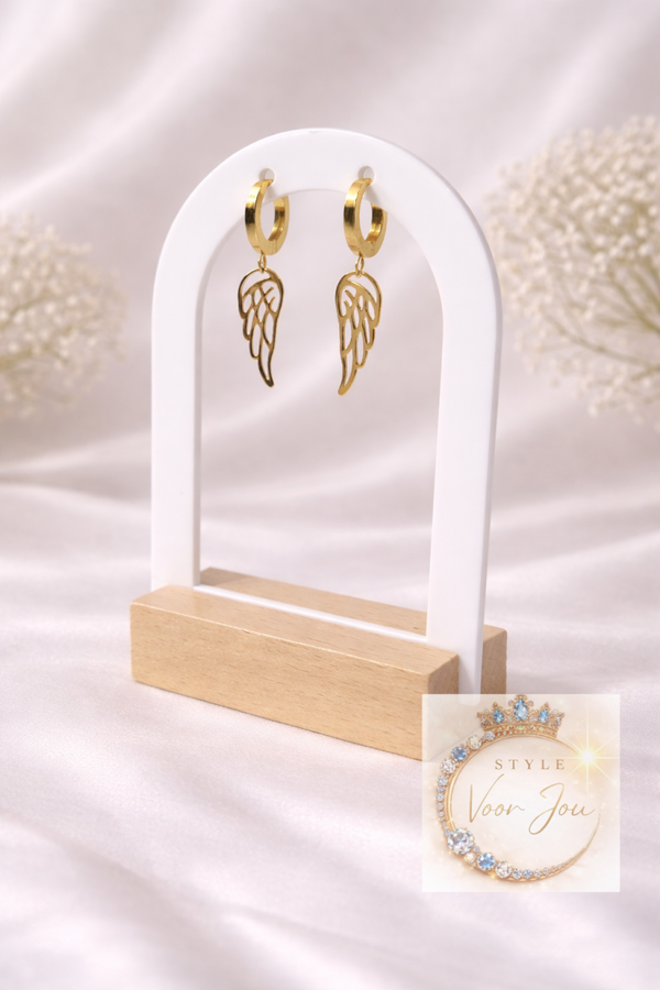 Elegante oorbellen met een verfijnd vleugeldesign